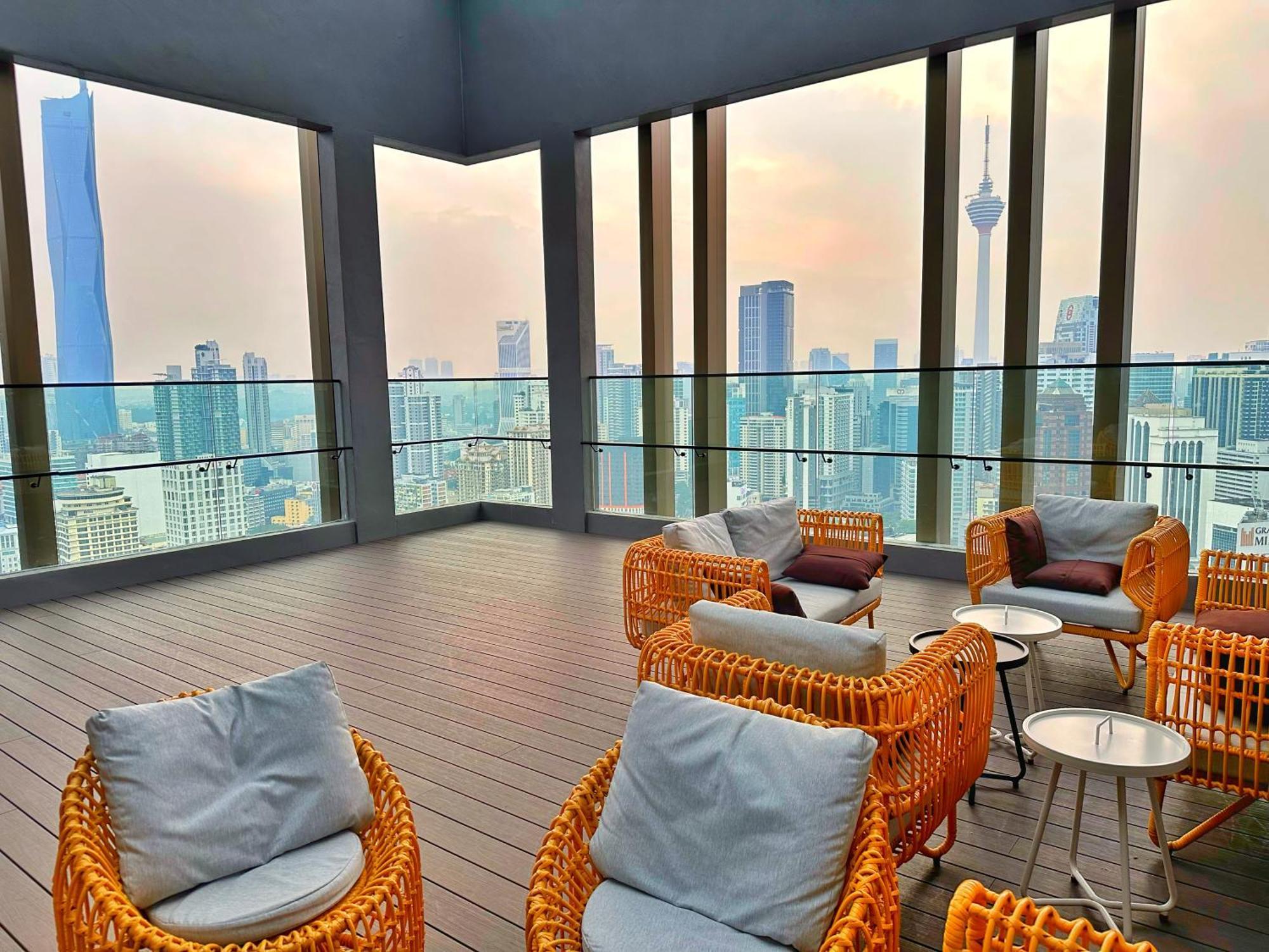 Axon Residence By Leo Suites Куала-Лумпур Экстерьер фото