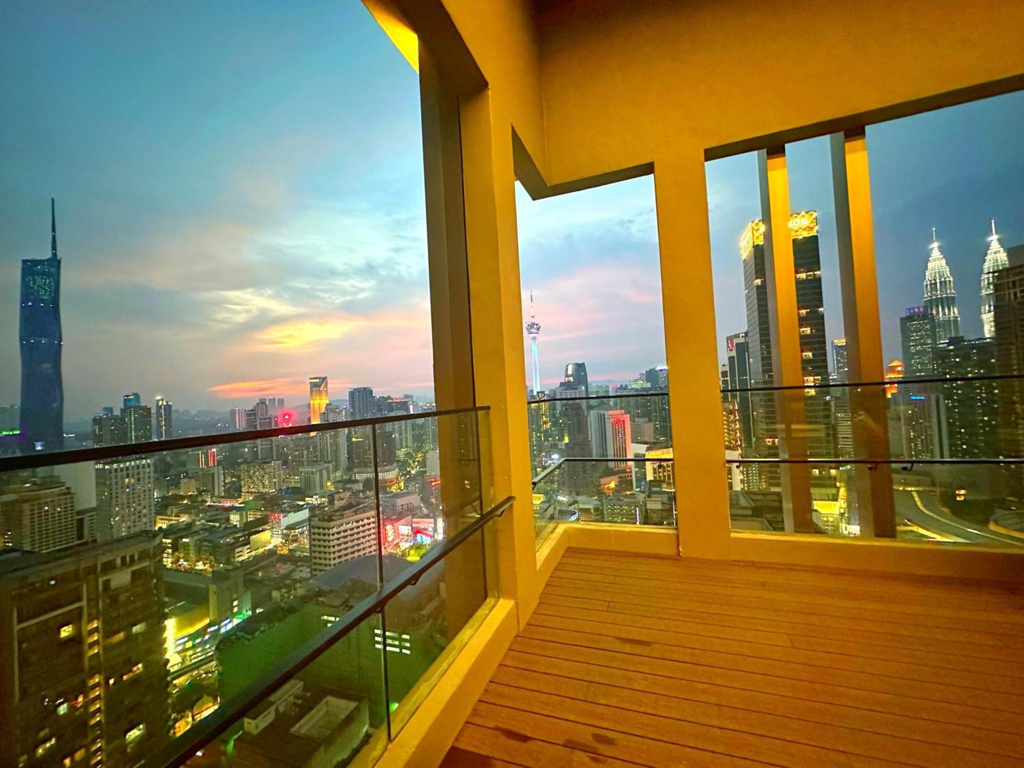 Axon Residence By Leo Suites Куала-Лумпур Экстерьер фото